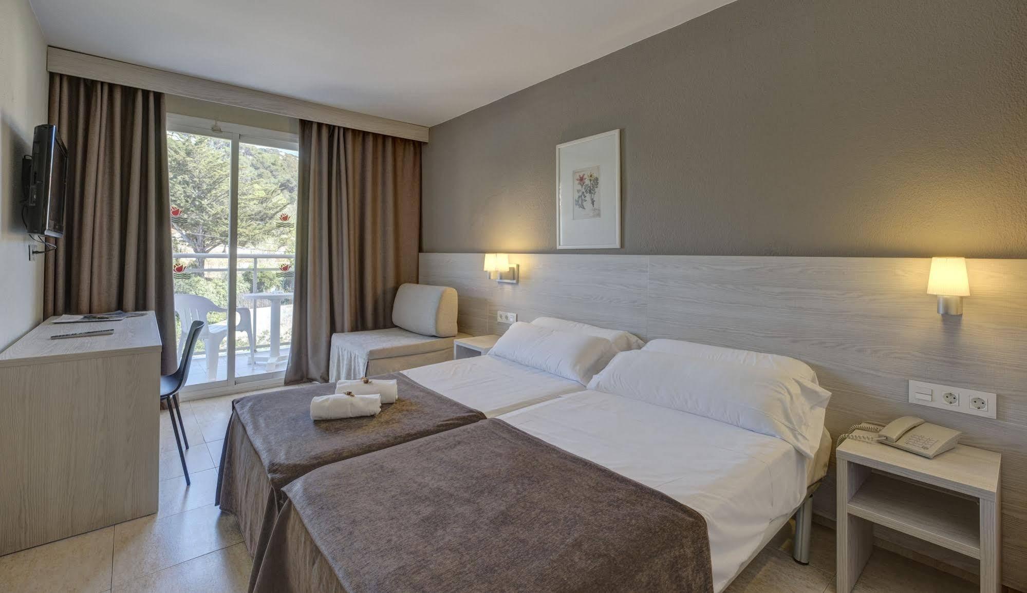 Hotel Rosamar Garden Resort 4* 료렛 드 마르 외부 사진